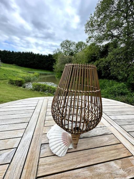 Beautiful Cabin With Pond View Steyning Esterno foto